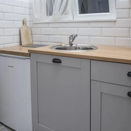 Cozy Studio Overlooking Downtown Lägenhet Makarska